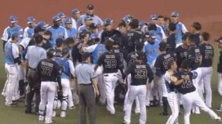 NPBがオリ佐竹コーチに制裁金15万円＆厳重注意　オリ西村監督＆西武辻監督には注意