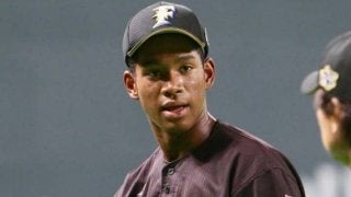 日ハム万波、本拠地初戦はベンチスタートも栗山監督「天真爛漫な姿は見ていて楽しい」