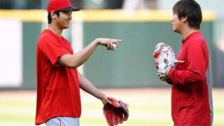 【MLB】二刀流復活へ…大谷翔平の“炎天下”サングラスキャッチボールをエ軍公開