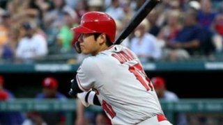 【MLB】「彼の打ち方を見て」大谷翔平の“曲芸打ち”二塁打に元鷹投手も驚愕、今季8度目の3安打