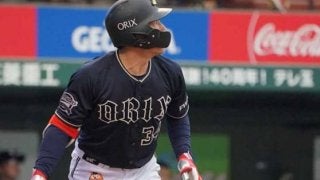 軽～く振ってこの飛距離！　オリ吉田正のロングティー動画が凄すぎる「えぐえぐ」