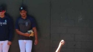 【MLB】菊池雄星、田中将大との初の投げ合いへブルペン38球「高めの直球が有効」