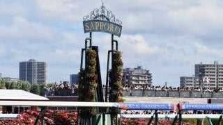 【キーンランドC】好メンバーが揃い売り上げアップ！土屋アンナさんが来場