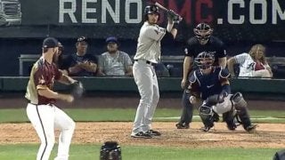 【MLB】米マイナー、野手が“超遅球”でメジャー通算15発男を空振り三振！　「魔法を使う野手が…」