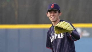 【U-18W杯】佐々木朗希の“世界デビュー”に日米スカウト集結！　試合前はリラックスムード