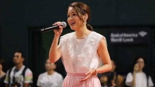 歌手でモデルのchayさんが国歌斉唱　「震えました」も、美声で大観衆魅了