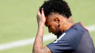 ネイマールに襲いかかる逆風。パリ市民との関係修復は可能なのか？