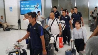 【U-18W杯】侍U-18代表、1日遅れで約2週間ぶりに日本に無事到着　前日は台風余波で飛行機飛ばず