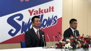 ヤクルト館山＆畠山、今後は未定　引退会見で明かす、現役生活に「一切悔いない」