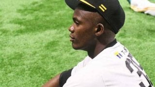 鷹、痛恨の追加点奪われる　オコエに三盗決められ、松田宣が送球後逸　浅村にも適時打