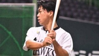 鷹「1番・右翼」で福田を起用、長谷川勇もスタメン　楽天は渡辺佳と辰己が先発
