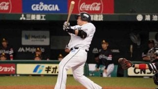 西武山川、やっと出たCS1号！　ベンチ前で“初どすこい”「うまく打てた」