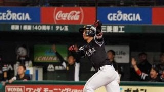 鷹・今宮が2発目の2ラン！　3年連続日本S進出へ近づく追加点、チームは16回連続安打
