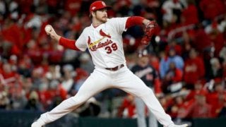 【MLB 優勝決定S】元Gマイコラスの可愛すぎる“鬼コーチ”が話題　「三振にしろ！」→要求通り7奪三振