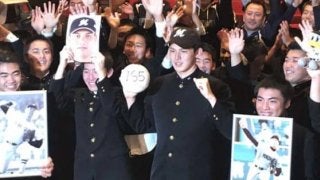 【ドラフト】ロッテドラ1佐々木「日本最速を超えたい」「日本一の投手に」指名後の一問一答