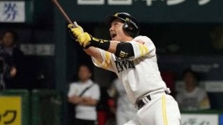 【日本S】鷹がついに先制！　松田宣が7回に先制3ラン、7回1安打無失点の高橋礼に援護送る