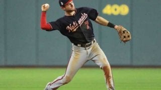 【MLB WS】時速178キロの強烈ゴロを難なく好捕　ナ軍遊撃手の守備をファン称賛「楽勝だね！」