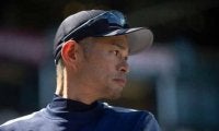 【MLB】鳴りやまぬ「イチローコール」　44歳での“HR強奪”がマ軍10年代トッププレー選出