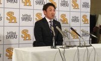 鷹・内川、制限ギリギリ1.5億円減の2.5億円「2％残してくれたのが球団からの愛情」