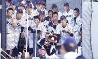 奥川の投球にU18ナインがくぎ付けに　カメラマンが選ぶ今年のベストショット【アマ編】