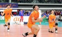 埼玉栄、Ｕ－１９代表・砂川が両脚つったけど死闘に勝った／春高バレー
