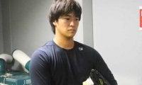 ヤクルト長谷川が自己最速153キロで古巣斬り　鷹育成から燕支配下、元同僚も絶賛「エグかった」