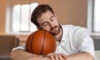 多くの日本人は睡眠に不満を持っている。フィリップス、睡眠とスポーツパフォーマンスの関係を調査