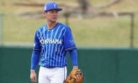 DeNA柴田が美技！　巨人・陽岱鋼の痛烈打球にダイブする圧巻のプレー
