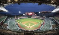 MLB＆NPBへ贈る韓国プロ野球の横断幕メッセージに日米感動「美しい」