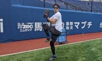 DeNA伊藤光「自分自身でも不思議」　体幹中心の練習で筋肉が増量