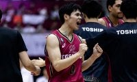 Bリーグ史上初、トリプル受賞を果たした藤井祐眞「さらに上のMVPも狙って頑張りたい」