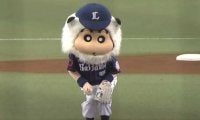 【始球式名場面】オラの投球、見れば？　天才5歳児、野原しんのすけ“フリフリ始球式”