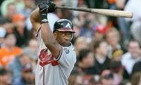 61歳元ロッテ・フランコ氏、独特な打撃フォーム健在　豪快スイングにファン「素晴らしい」