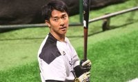 鷹ドラ5柳町、MLB通算54勝ムーア撃ち3ラン　工藤監督驚愕「ナイスバッティング」