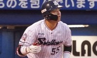 ヤクルト村上、病み上がりで2試合連発！　同学年の日ハム清宮の前で逆方向ソロ