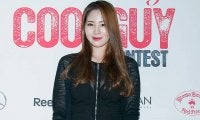 韓国の新体操美女、180度開脚のアクロバット始球式に米驚き「選手は彼女に夢中だ」