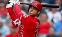 【MLB】大谷翔平が優しく少年と…　ファンへ感謝の3枚に米感激「エンゼルスで引退して！」