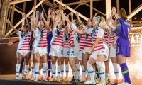 男女格差は差別か、正当か？　女子サッカー米国代表の訴訟問題が問い掛けるものとは