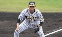 阪神・大山がプロ初の中堅！　「センター大山」トレンド入り、大胆起用にファン騒然