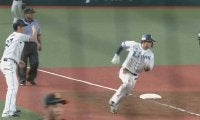 右前打で一走が生還する神判断！　西武の好走塁にファン絶賛「球界随一正確な信号」