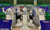 “不気味さ”4倍増し？　鷹が“ロボット応援団”を増強、ペッパー20台に