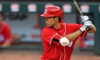 【MLB】「イチローのスイングみたい」　レッズ秋山の紅白戦3安打にファン大興奮