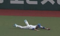 「これぞ『プロ』！なファインプレー」西武木村のダイビング好捕に拍手鳴り響く