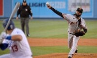 【MLB】全てを惑わすジャイアンツ右腕の“クネクネ投法”　ファン爆笑「酔ってるだろ」