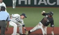 「森友哉もすごいけど…」正確な送球に西武源田＆外崎のグラブさばきにファン“たまらん”