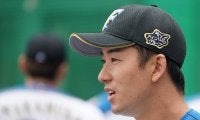 日ハム斎藤佑、4回ピンチから救援も押し出し四球　緩急生かすも阿部巨人斬りならず