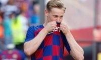 バルサ新監督クーマン、デ・ヨングのポジション変更を明言