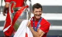 3大会で得点王に輝いたレヴァンドフスキが初のドイツ年間最優秀選手賞を受賞！