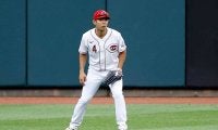 【MLB】秋山翔吾がフェンス際で好守　危機一髪の“華麗ジャンプ”に米注目「ゴー・ショウ！」