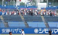 【大学野球】応援団が見ていた「選手の真っ黒な顔」　連覇を狙う法大が外野席と繋がれた絆
